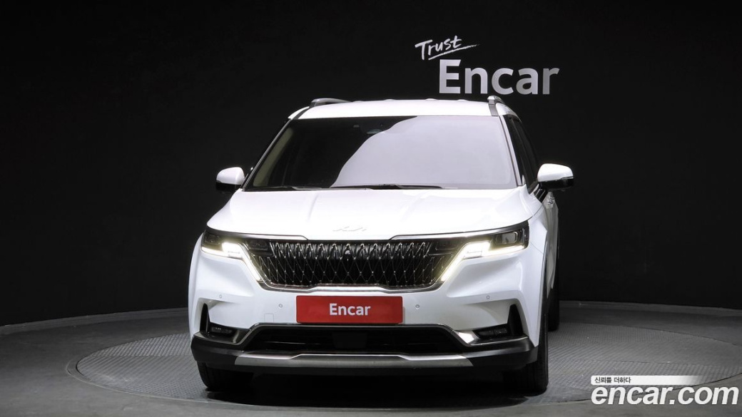 Kia Carnival 9-Seater Signature, 2023