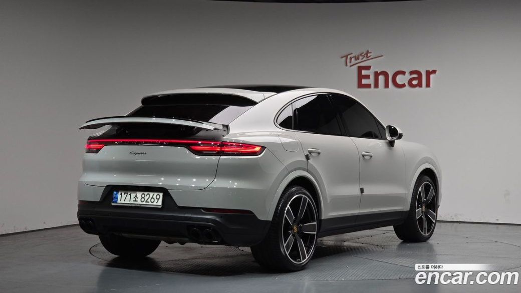 Porsche Cayenne 3.0 Coupe, 2021