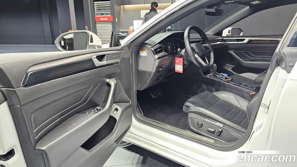 Volkswagen Arteon 2.0 TDI R-LIINE 4Motion, 2022