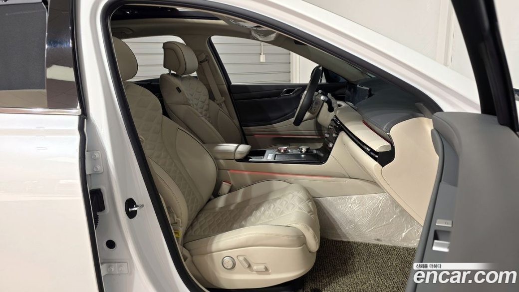 Genesis G80 Gasoline 2.5 Turbo 2WD, 2025