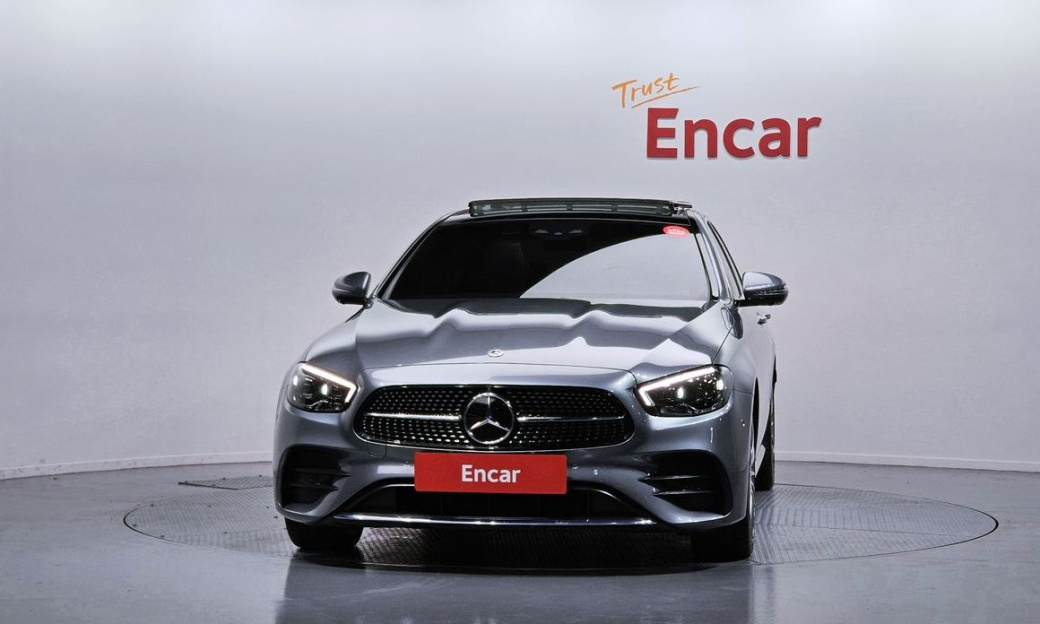Mercedes-Benz E-Class E350 4MATIC AMG Line, 2022