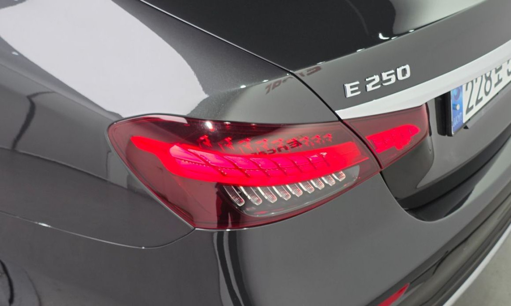 Mercedes-Benz E-Class E250 AMG Line, 2023