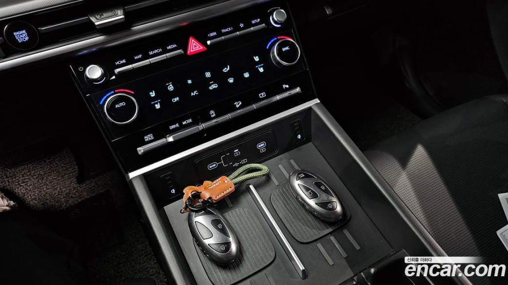 Hyundai Santafe Gasoline 2.5T 2WD, 2025