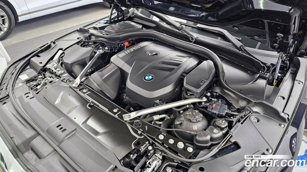 BMW 5-Series 520i M Sport, 2024