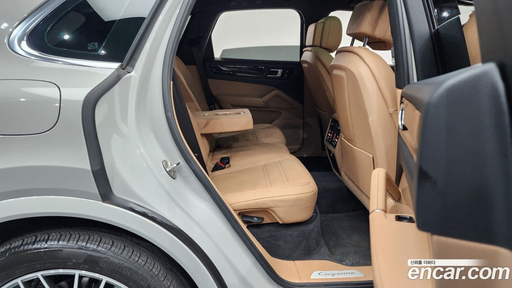 Porsche Cayenne 3.0, 2022