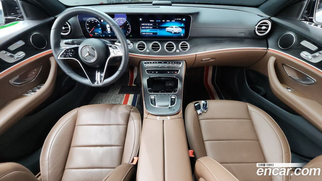Mercedes-Benz E-Class E250 AMG Line, 2023