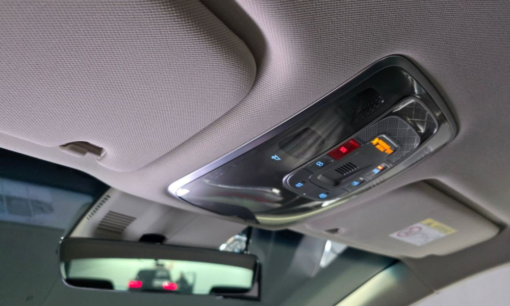 Genesis G80 Gasoline 2.5 Turbo AWD, 2025