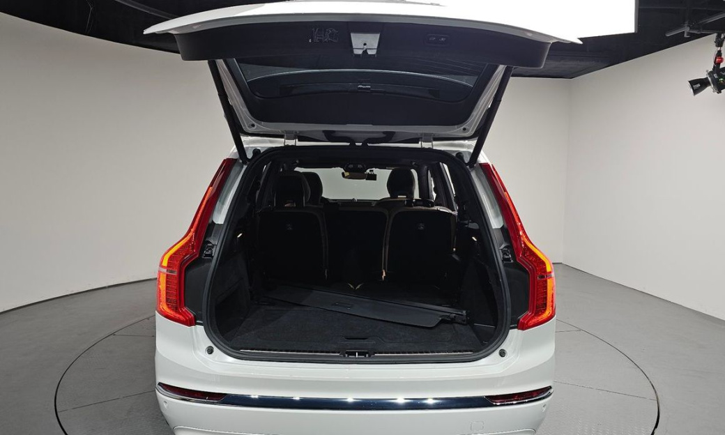 Volvo XC90 B6 Ultra Bright, 2025