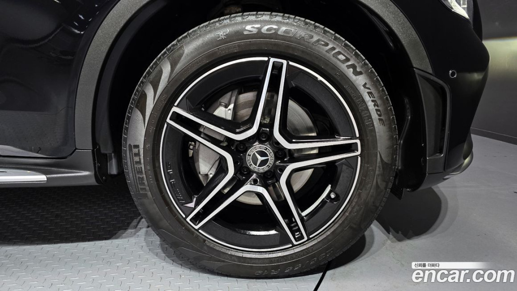 Mercedes-Benz GLC-Class GCL300 4MATIC Coupe, 2023