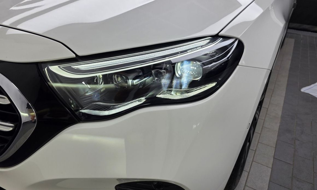 Mercedes-Benz E-Class E300 4MATIC Exclusive, 2024