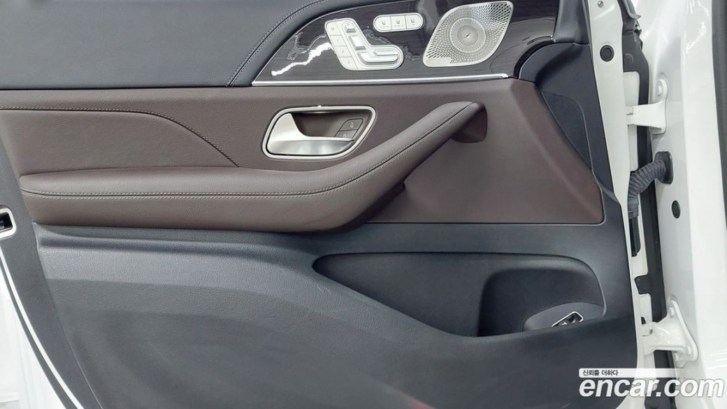 Mercedes-Benz GLE-Class GLE300d 4MATIC, 2023