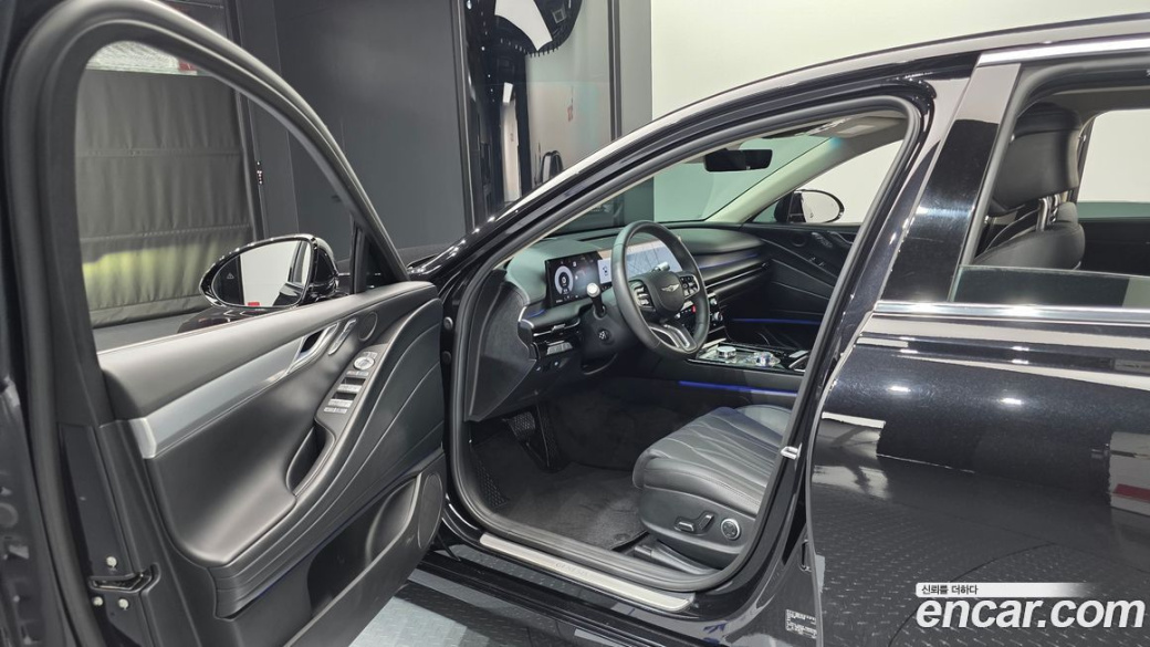 Genesis G80 Gasoline 2.5 Turbo AWD, 2025