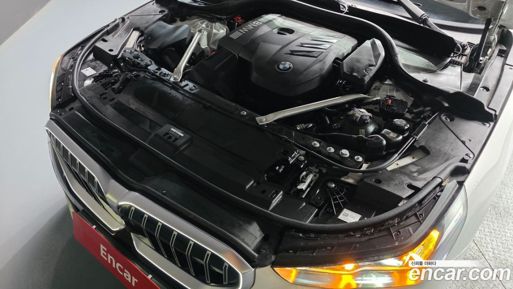 BMW 5-Series 530i xDrive M Sport, 2025