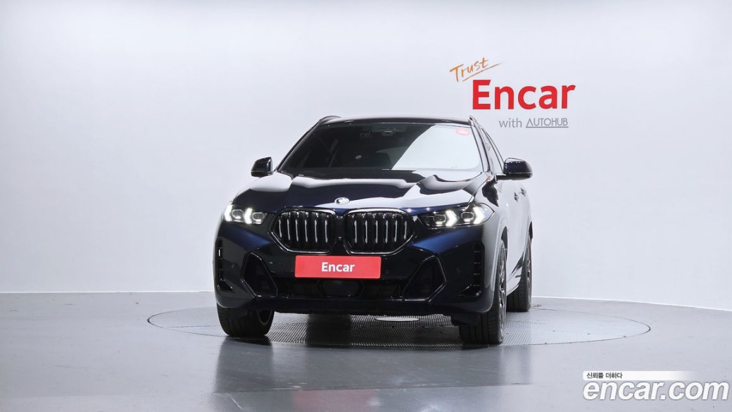 BMW X6 xDrive40i M Sport, 2025