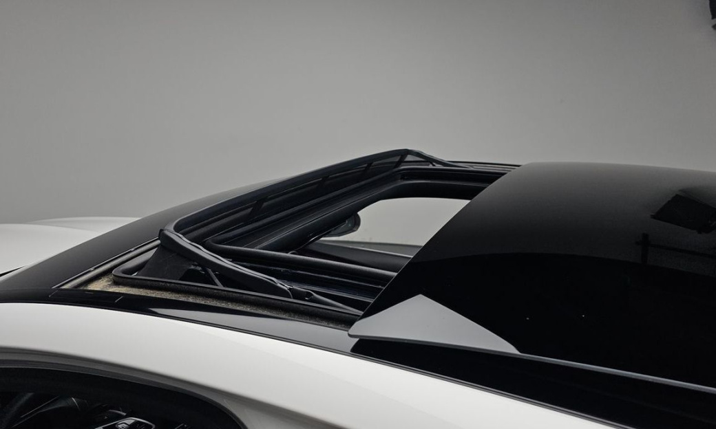 Mercedes-Benz C-Class C300 4MATIC Avantgarde, 2023
