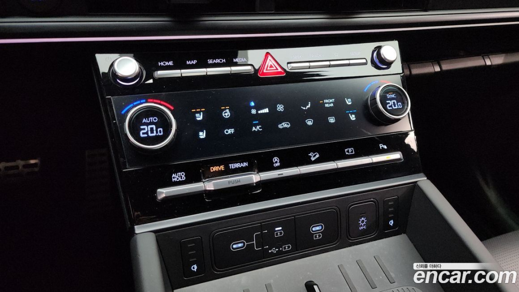 Hyundai Santafe Gasoline 2.5T 4WD, 2025