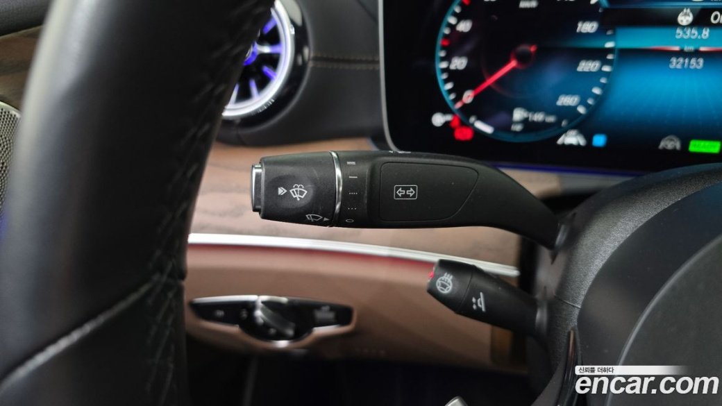 Mercedes-Benz E-Class E220d 4MATIC Exclusive, 2023