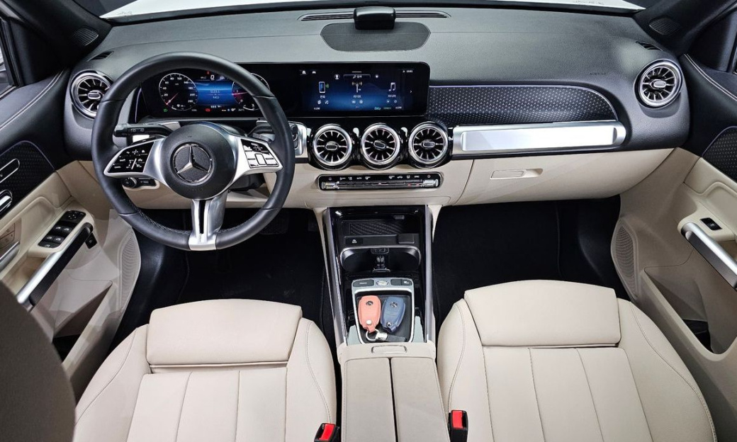 Mercedes-Benz GLB-Class GLB200 d, 2024