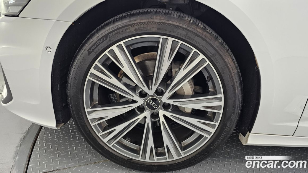 Audi A6 40 TDI Quattro Premium, 2023