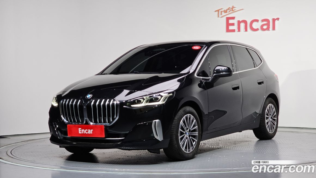 BMW 2-Series 218d Luxury, 2024