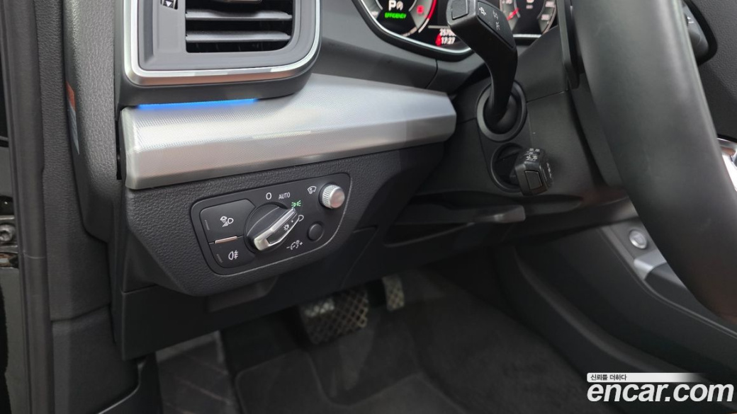 Audi Q5 45 TFSI Quattro Premium, 2023