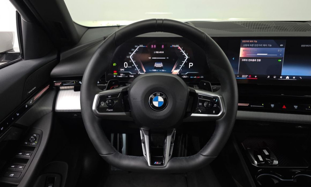 BMW 5-Series 520i M Sport, 2024