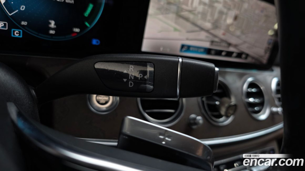 Mercedes-Benz E-Class E220d 4MATIC Exclusive, 2022
