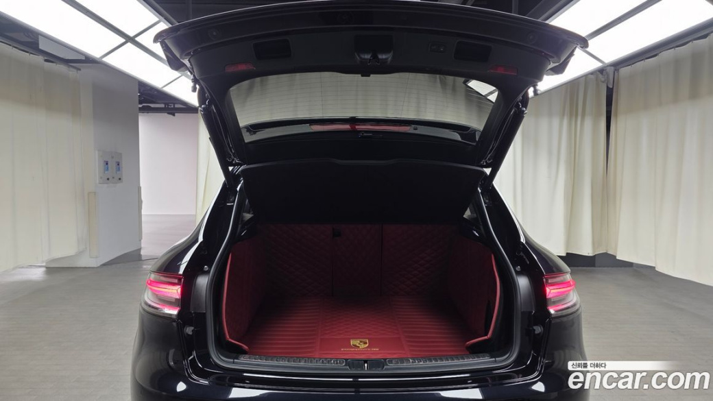 Porsche Macan 2.9 GTS, 2024