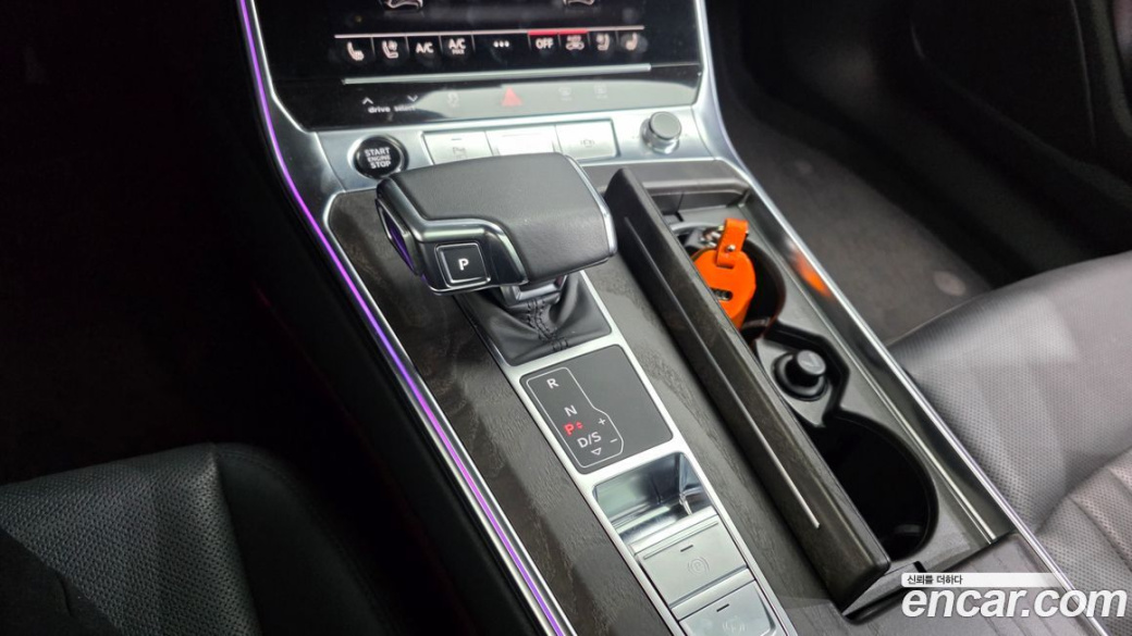 Audi A6 45 TFSI Quattro Premium, 2023