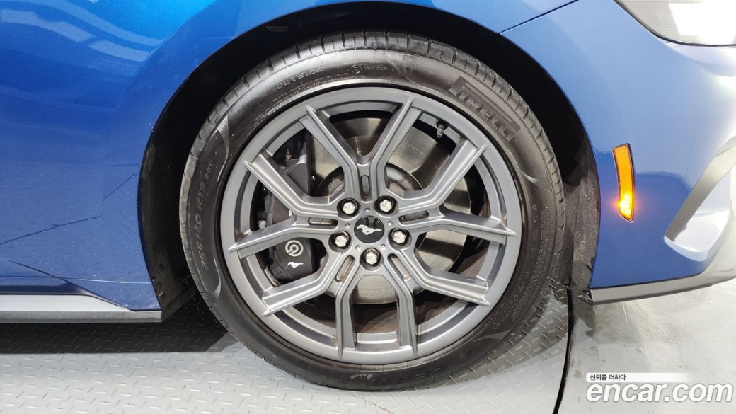 Ford Mustang 2.3 Ecoboost Premium Convertible, 2024