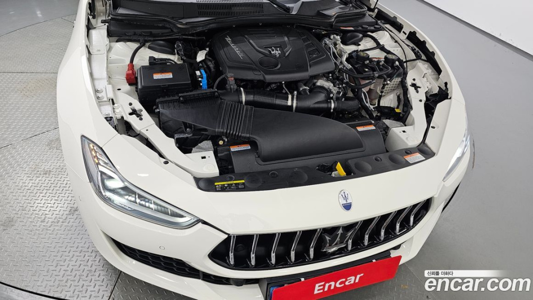 Maserati Ghibli 2.0 GT, 2023