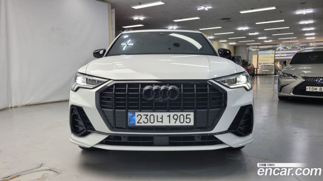 Audi Q3 35 TDI Premium, 2025