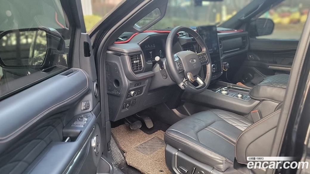 Ford Expedition Platinum 4WD, 2023