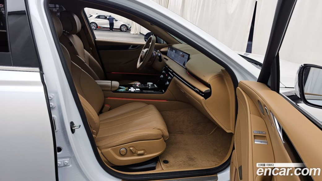 Genesis G80 Gasoline 2.5 Turbo AWD, 2025