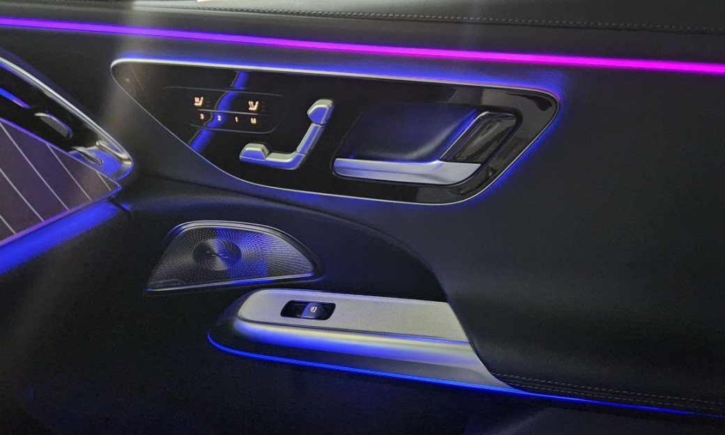 Mercedes-Benz E-Class E300 4MATIC Exclusive, 2024