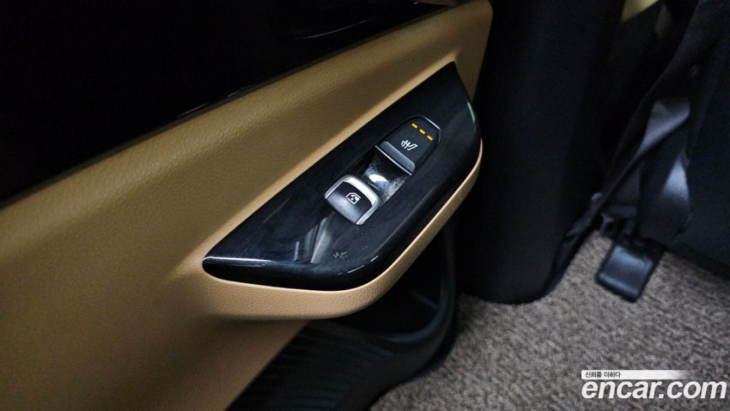 Kia Carnival 9-Seater Noblesse, 2023