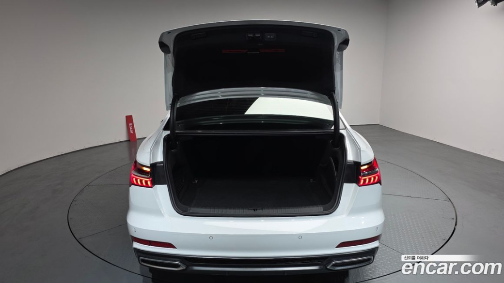Audi A6 40 TDI Premium, 2022
