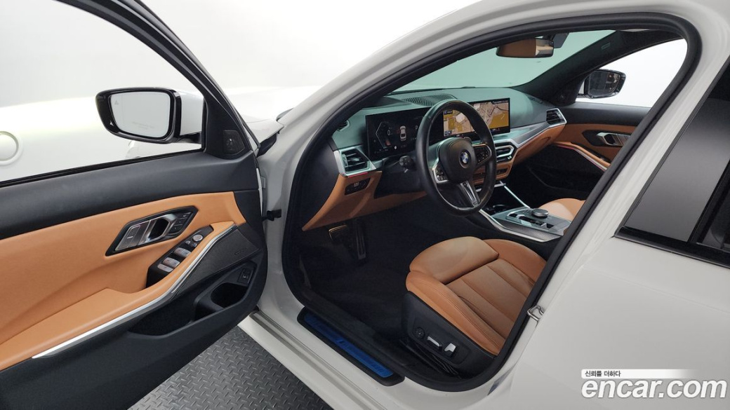 BMW 3-Series 320i M Sport, 2023