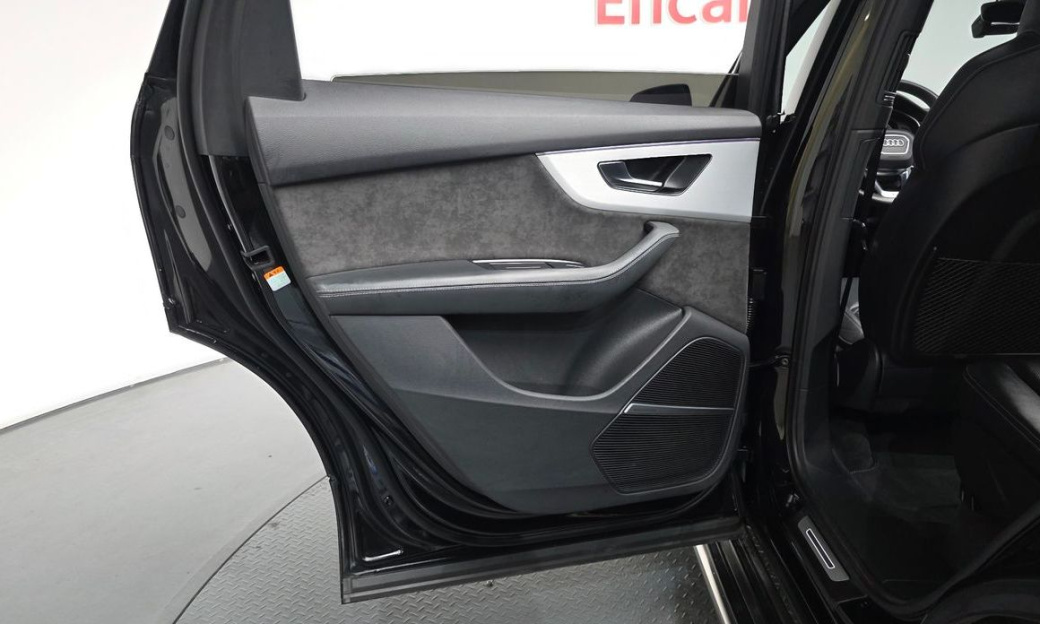 Audi Q7 55 TFSI Quattro Premium, 2022