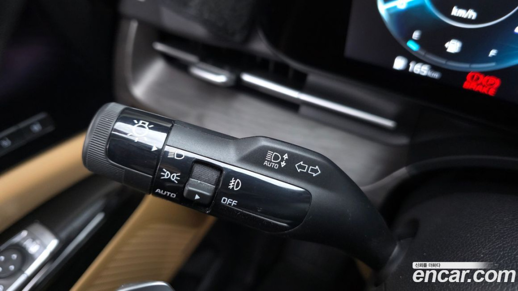 Kia Carnival 9-Seater Signature, 2022