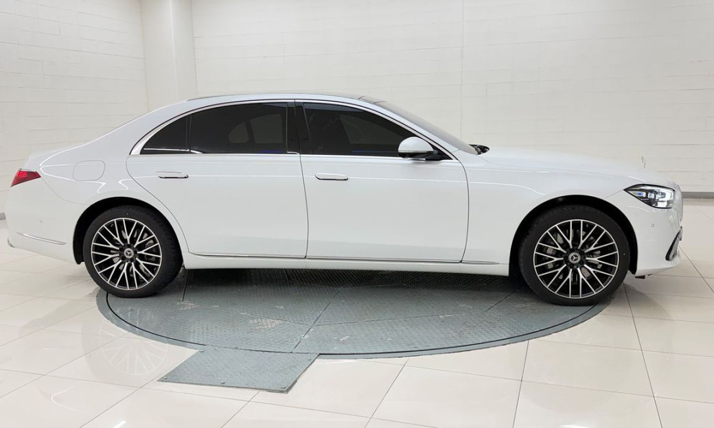 Mercedes-Benz S-Class S580L 4MATIC, 2025