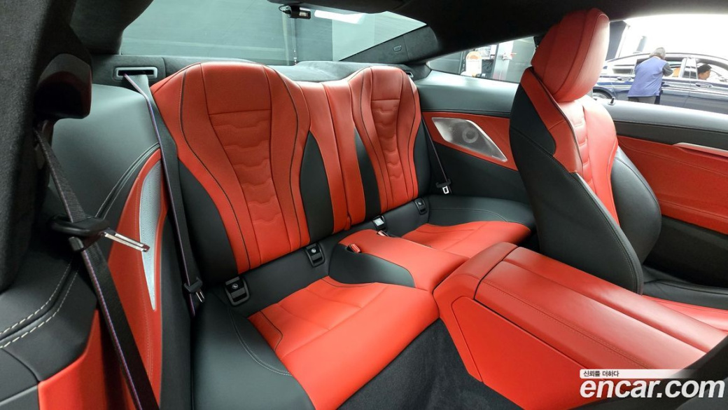 BMW 8-Series M850i xDrive Coupe, 2025