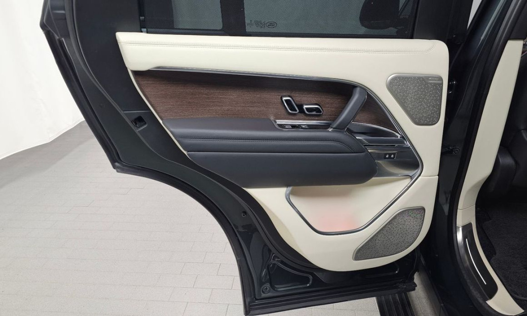 Land Rover Range Rover P530 Autobiography, 2023