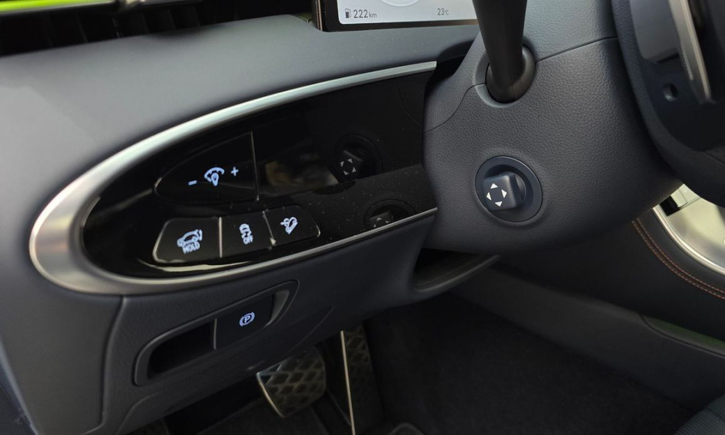 Genesis GV70 2.5T Gasoline 2WD, 2026