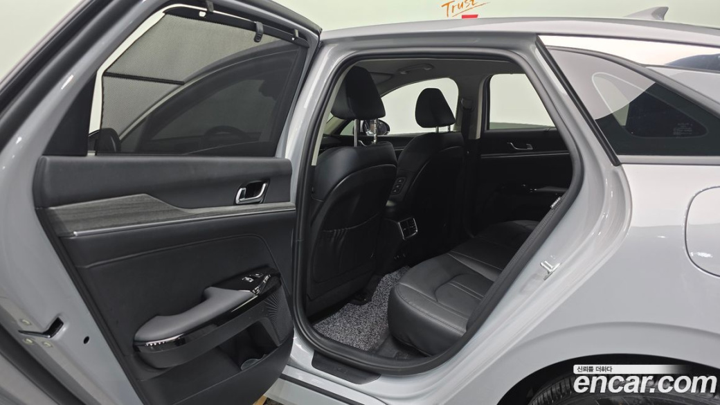 Kia K5 2.0, 2025