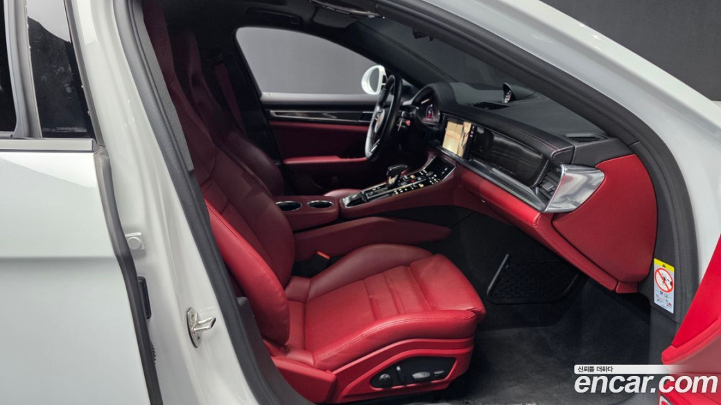 Porsche Panamera 2.9 AWD Platinum Edition, 2022