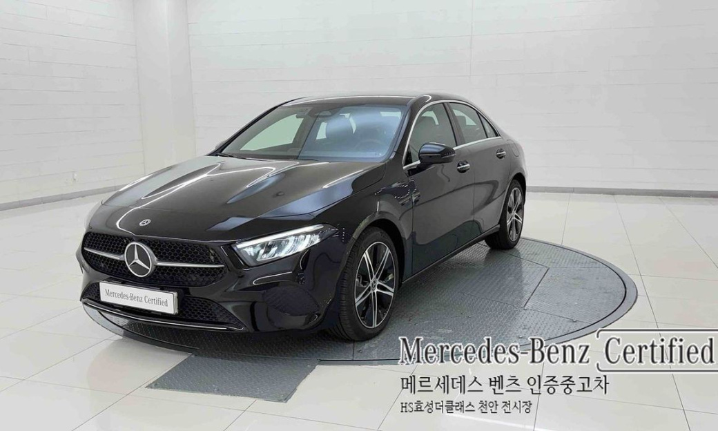 Mercedes-Benz A-Class A220 Sedan, 2026
