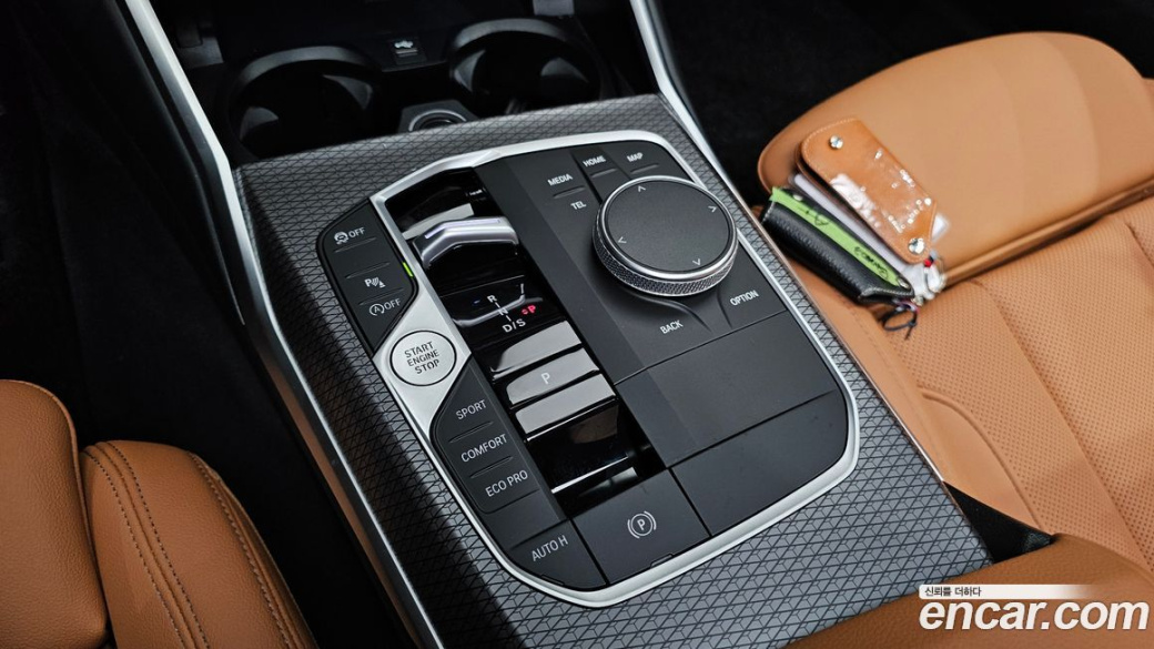 BMW 3-Series 320i M Sport, 2023