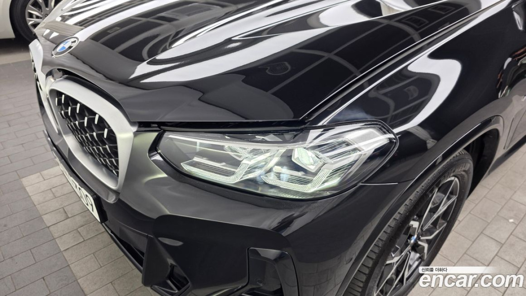 BMW X4 xDrive20i M Sport, 2023