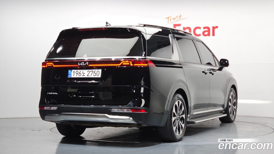 Kia Carnival 7-Seater Signature, 2023